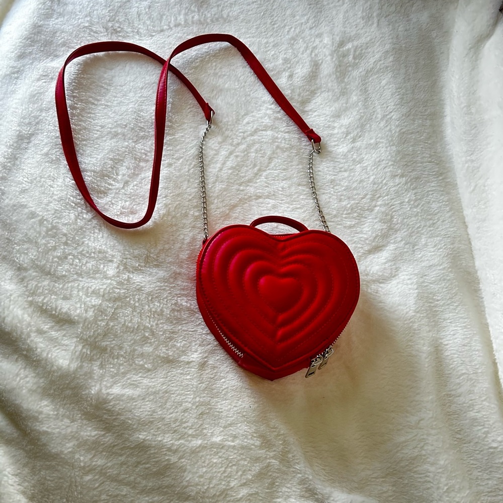 Claire’s Red Heart shaped Shoulder Bag❤️
